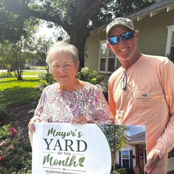 Mayor’s Yard of the Month