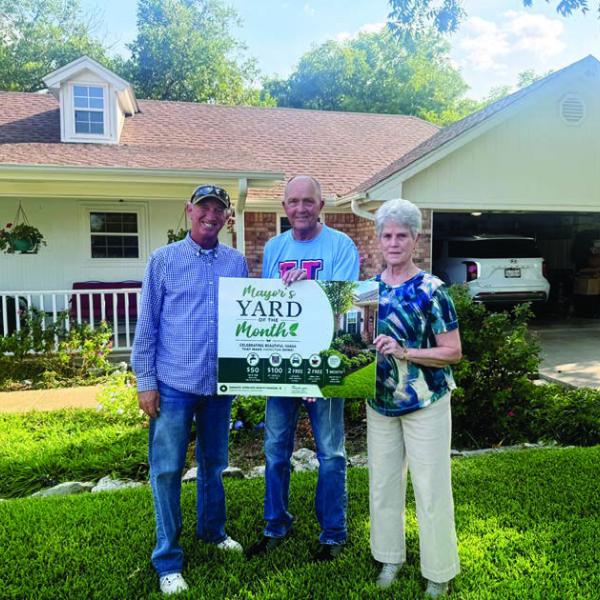 Mayor’s Yard of the Month