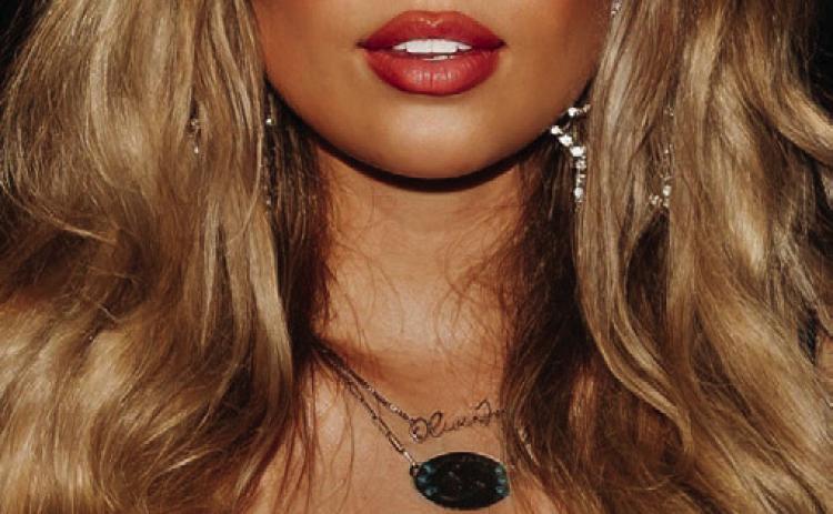 Olivia Joy debuts at T Saturday