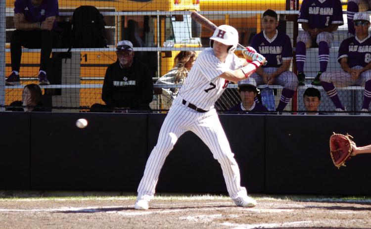 Bulldogs stung by Llano Jackets