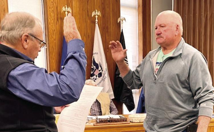 Court welcomes commissioner-elect