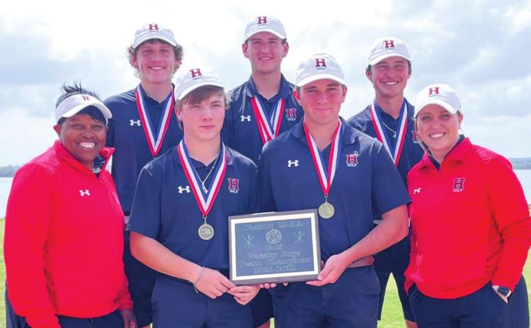 Golfers hole district titles