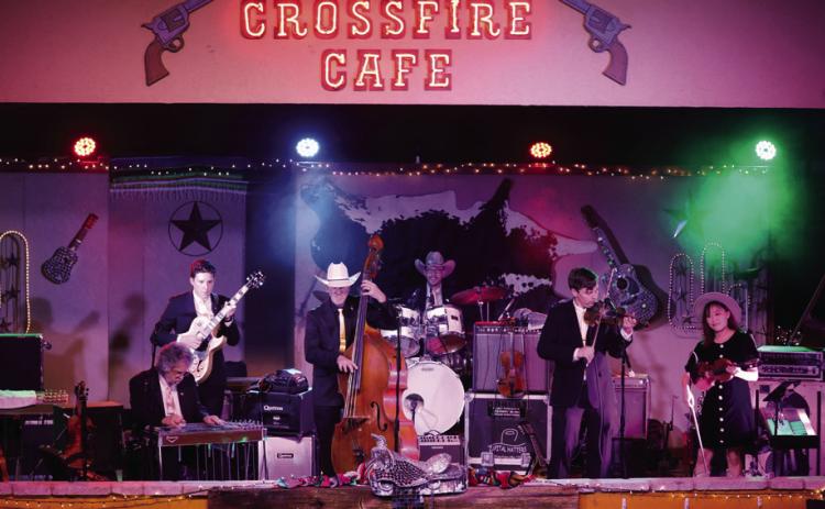 Hooker returns to Circle T Friday