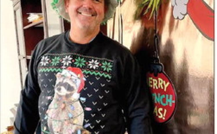 Santa Claus robs hometown bank