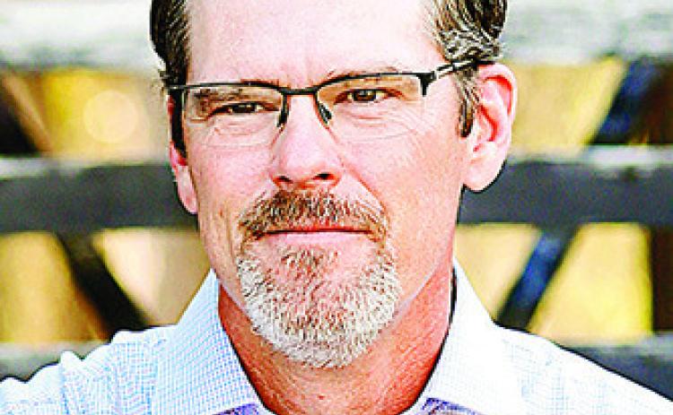 3 candidates seek two school board seats