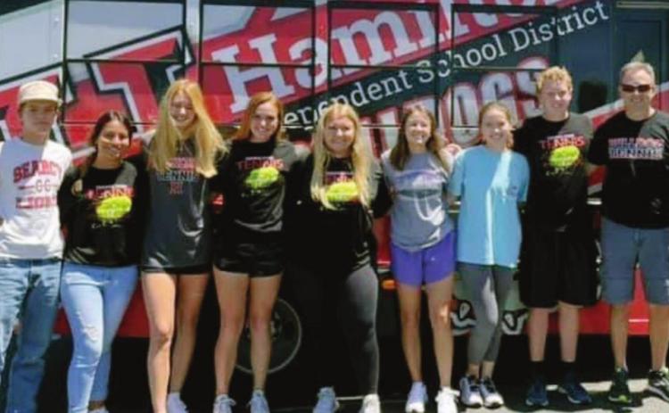 Tennis team fights hard, falls short at regional