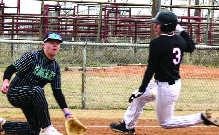 Bulldog SPORTS Louis Lowe