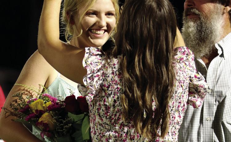 HOCO:A crown  for Mia,  a date for Sparky
