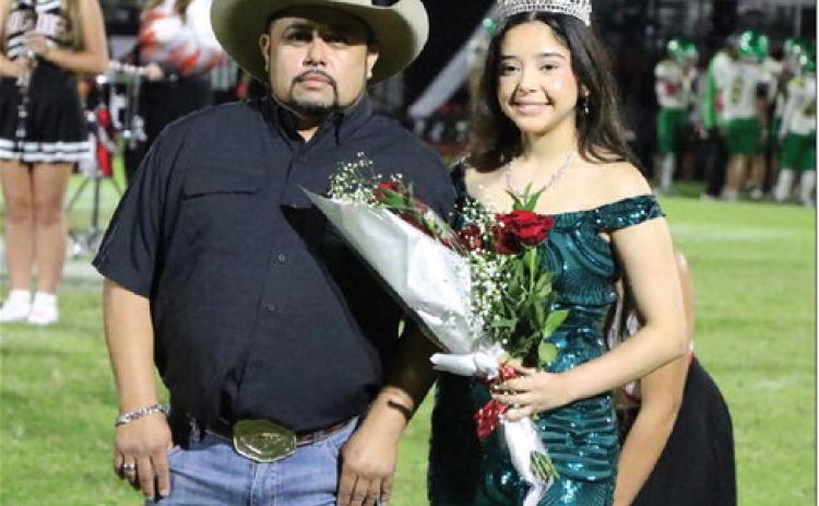 The 2026 Hamilton senior Homecoming Queen is Jovana Flores. Photo by Jaxon Hansard