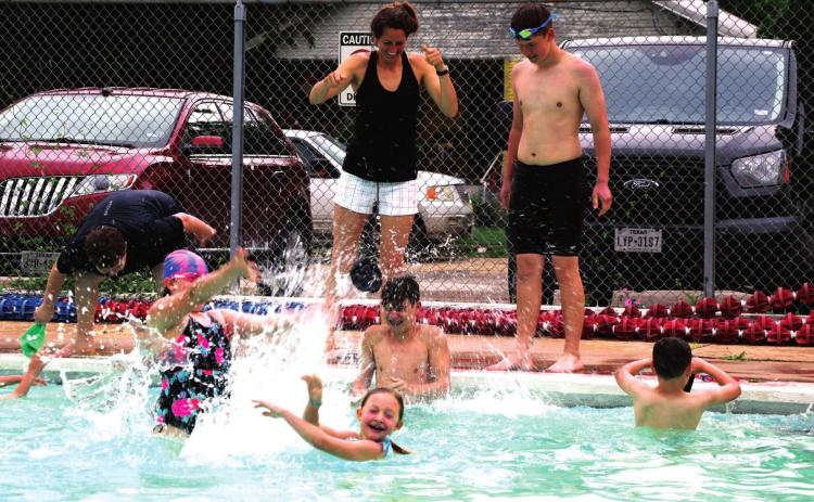 SPLASH INTO SUMMER