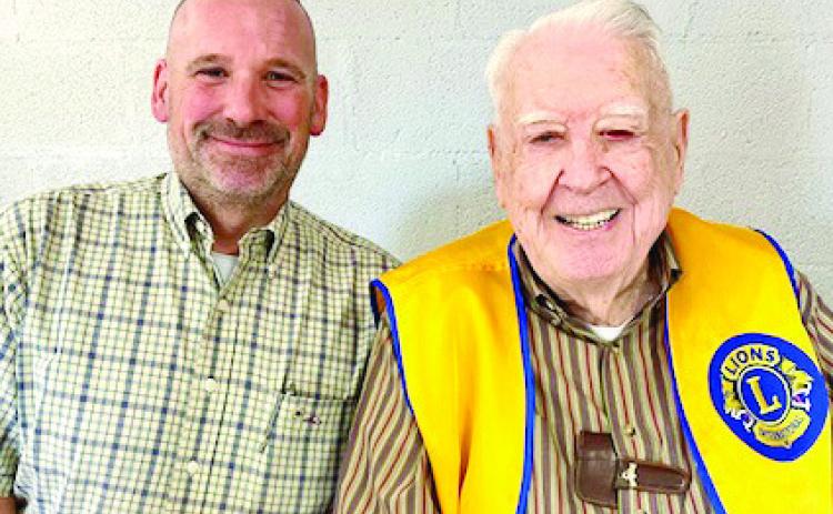 54-YEAR LION- Lion Bill Barkley