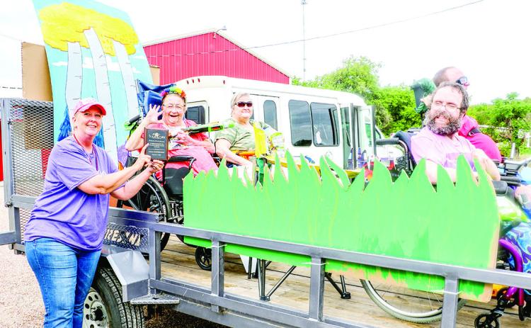 Dove Festival Winners  Parade