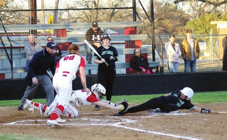 Lady Bulldogs trounce Jonesboro at home