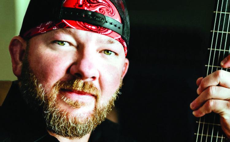 LaRue to kick off Fest