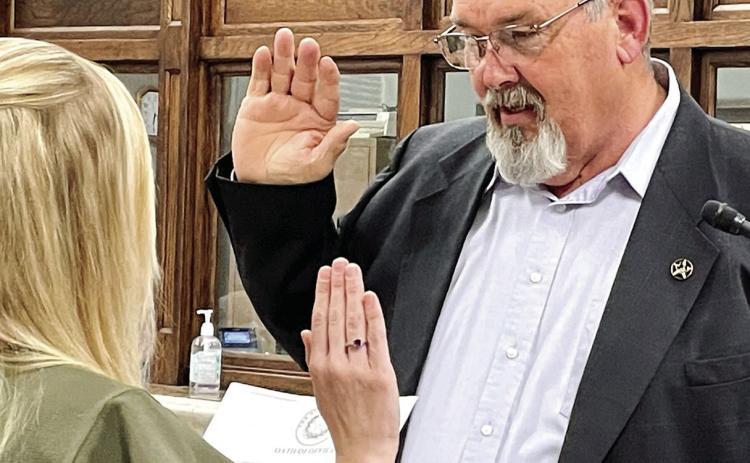 City to honor judge, clerk