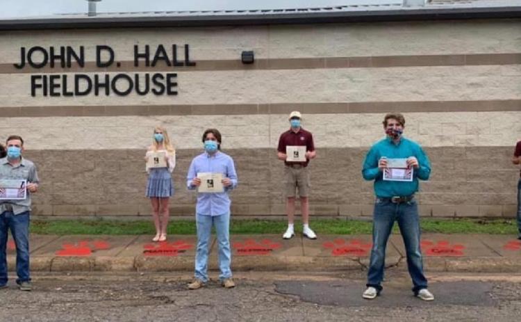 SENIORS RECEIVE HALL SCHOLARSHIPS AND AWARDS