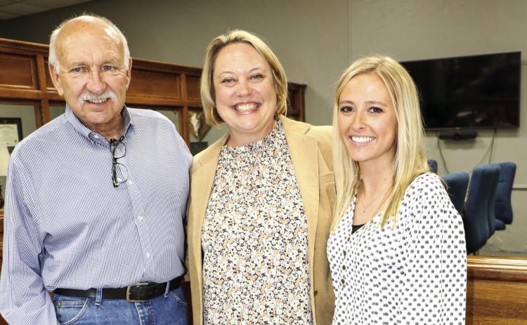 Council welcomes administrator, tables pool decision