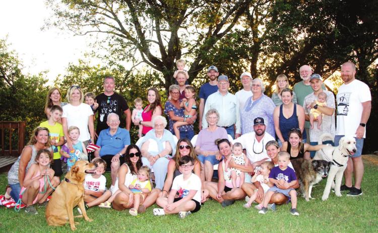 Wood family meets at Lake Whitney